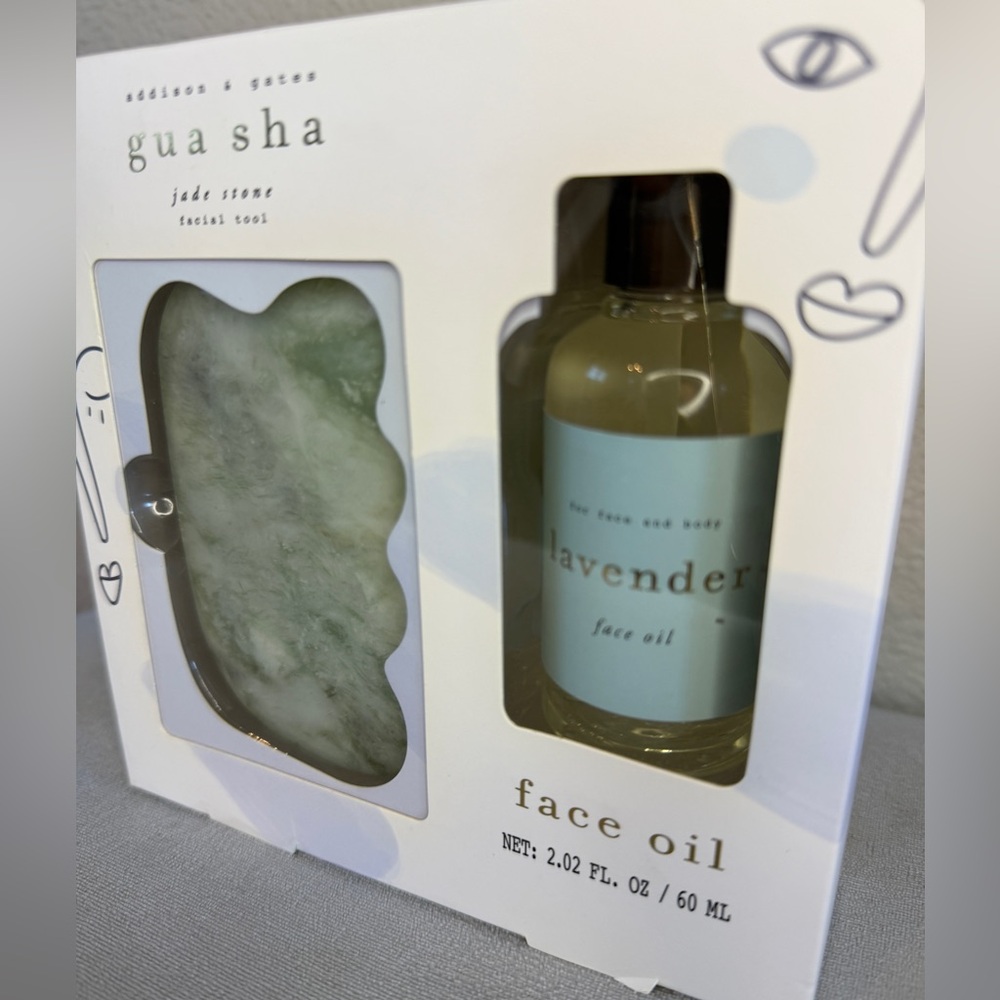 Jade Gua Sha Tool + Lavender Oil Set — Addison & Gates - Picture 9 of 10